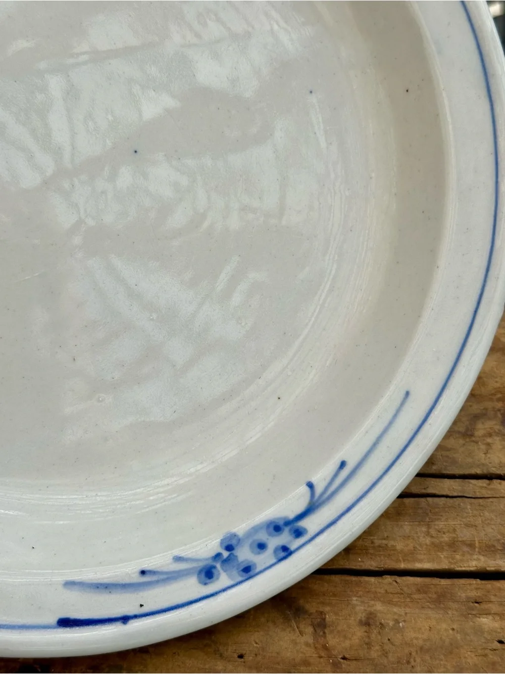 Hand Painted Blue & White Stoneware Luncheon Plate Studio Pottery 9.25”